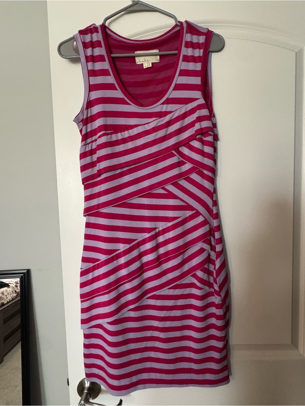 Medium Nicole Miller Pink and Lavender Striped Sleeveless Sheath Dress